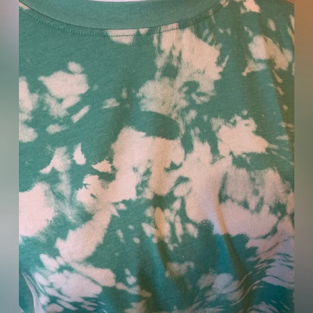 Fila Crop Tee XS NWT - Picture 2 of 10